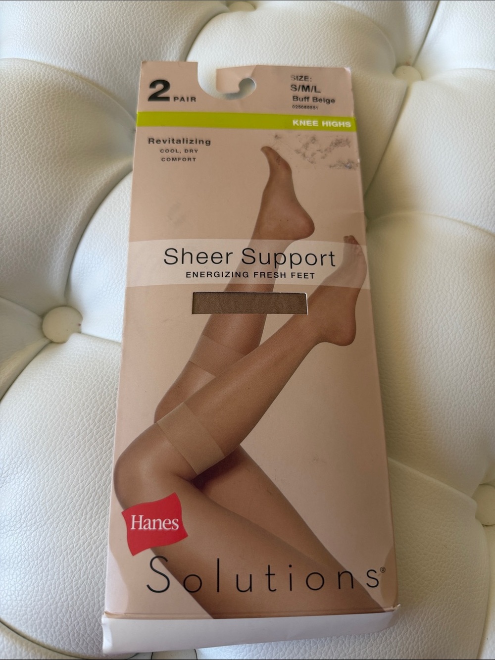 Hanes Sheer Support Knee Highs - Buff Beige (2 Pair)
